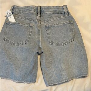 Girl’s Old Navy Mid Rise Light Blue Denim Shorts Size 8 Slim